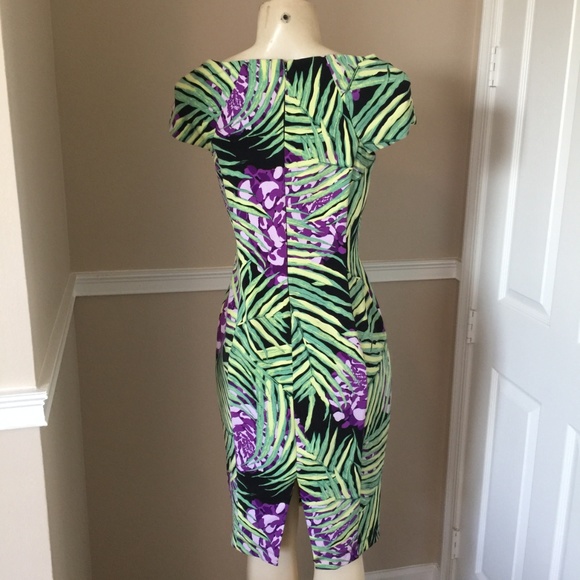 LIKE NEW Colorful Tropical Leaf Dress  - Picture 3 of 4